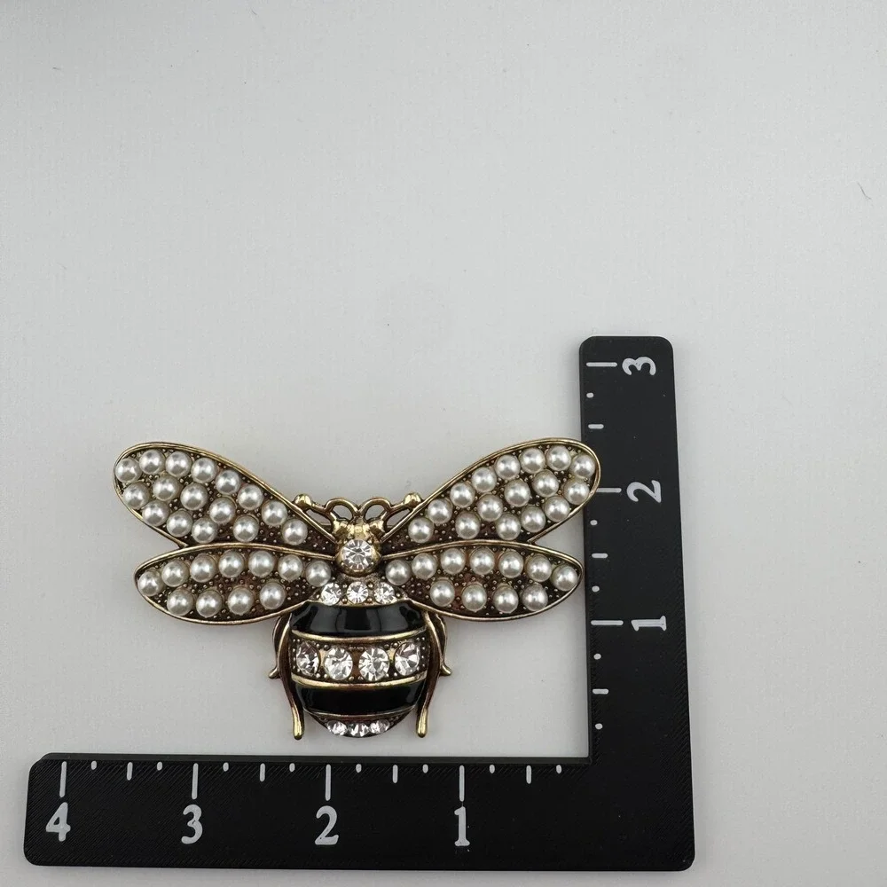 Vintage Style Bumble Bee Brooch Faux Pearl Crystal Black Enamel Gold Tone Pin